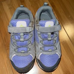 Kids Columbia hiking shoes